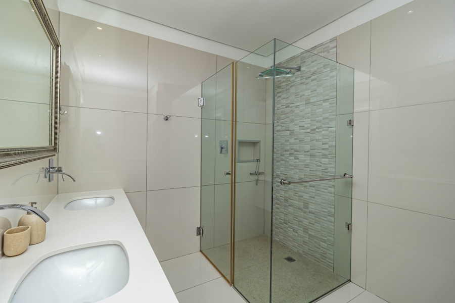 5 Bedroom Property for Sale in Melkbosstrand Central Western Cape